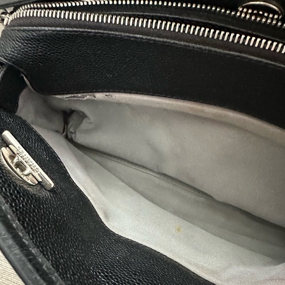 CHANEL Black Quilted Chain Shoulder Bag - Picture 10 of 14